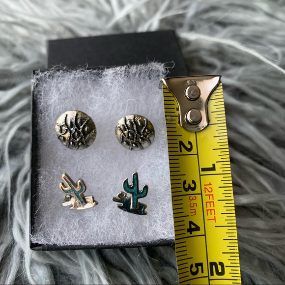 Two Pairs of Mexico Inspired Earrings - Picture 4 of 6